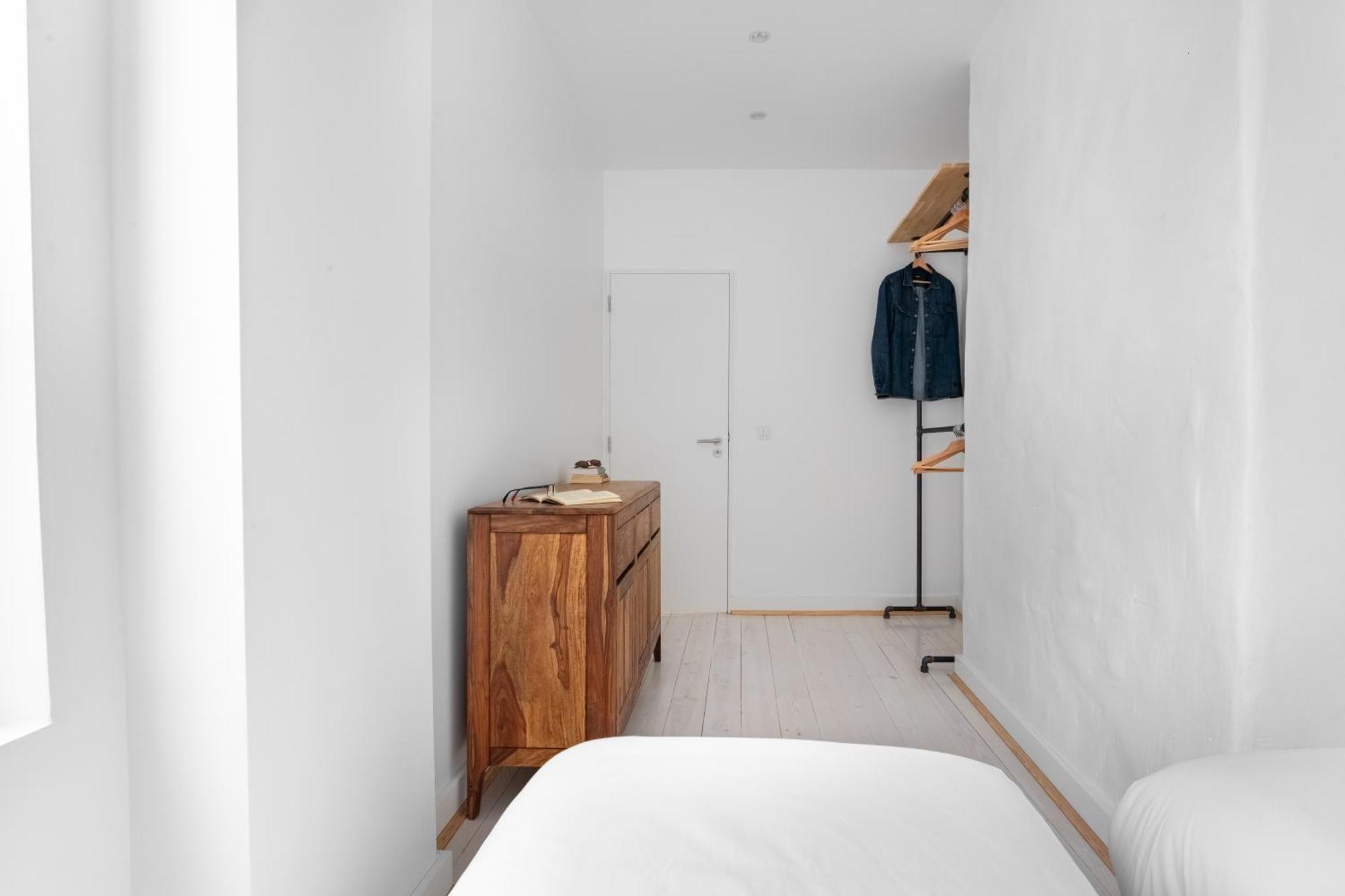 Joivy Exquisite Near Bica Elevator Apartment *