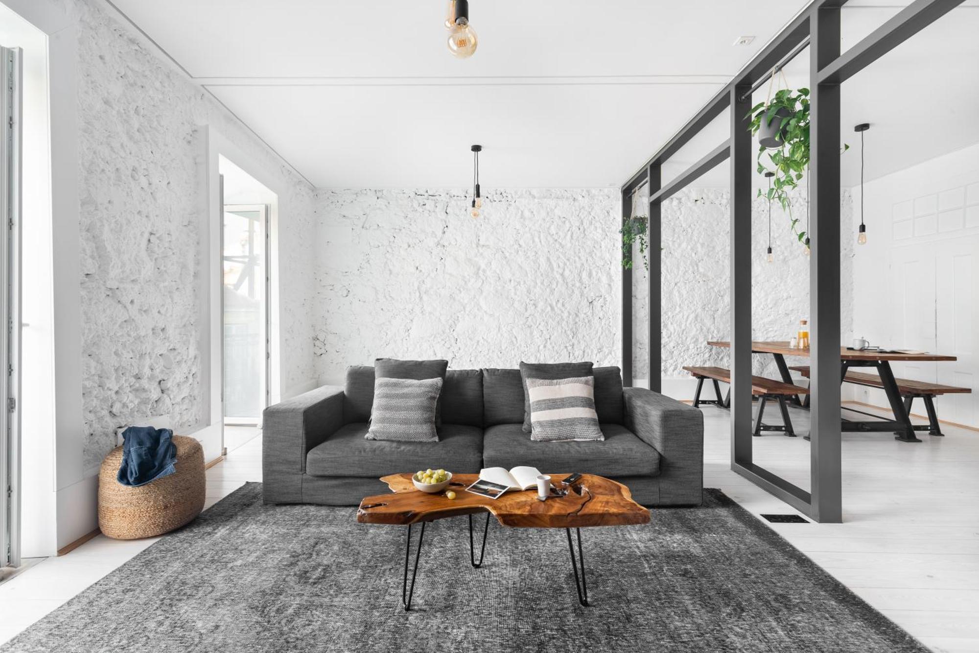 Joivy Exquisite Near Bica Elevator Apartment